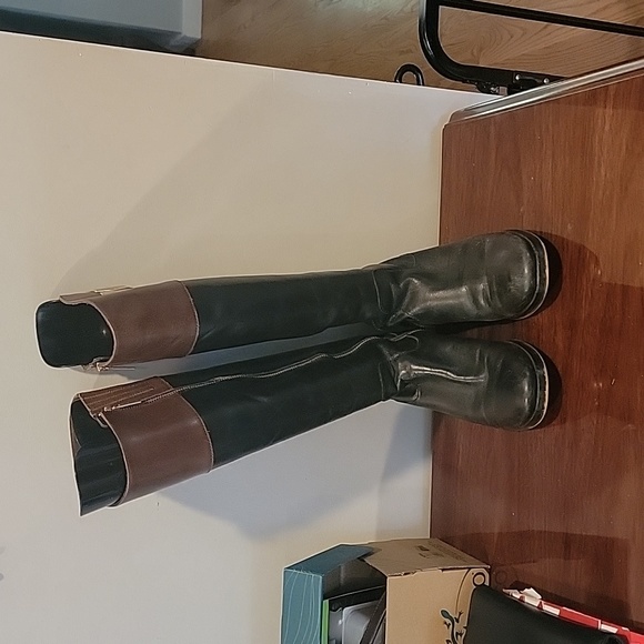 Michael kors boots 8 - Picture 2 of 4